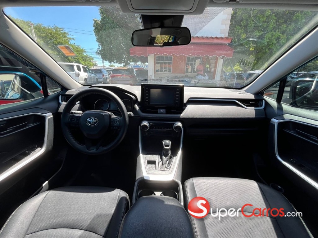 2019 Toyota RAV4 LE — foto 6 / 6