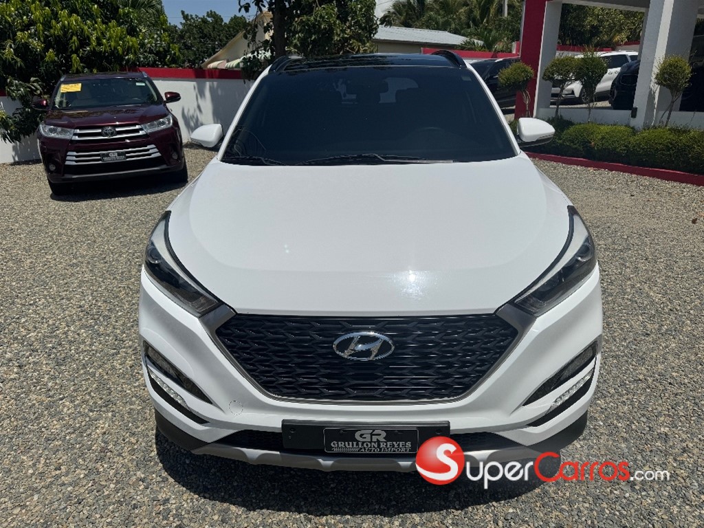 2018 Hyundai Tucson LIMITED — foto 5 / 8
