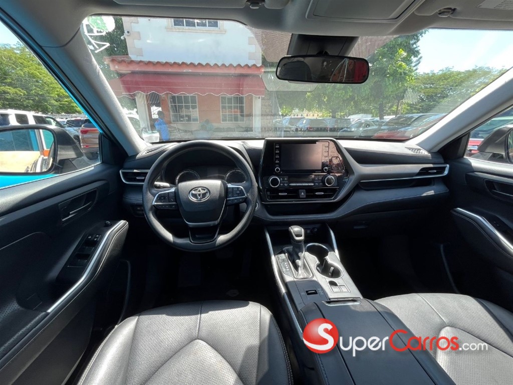 2020 Toyota Highlander LE — foto 10 / 10