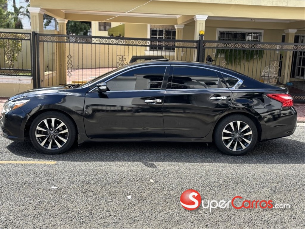 2017 Nissan Altima SL — foto 6 / 10