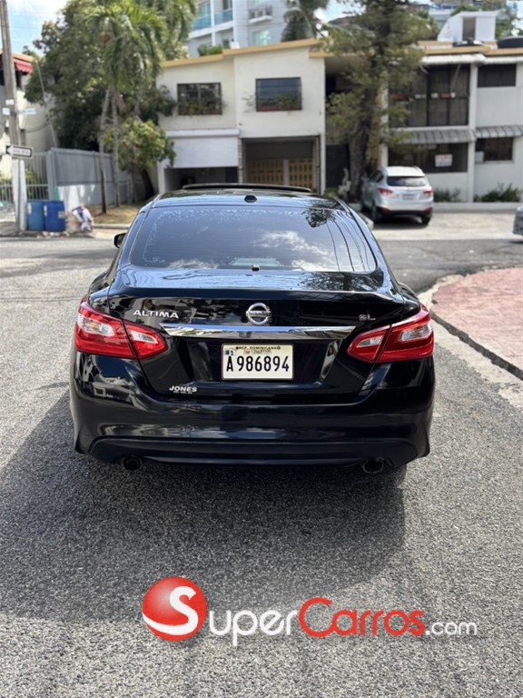 2017 Nissan Altima SL — foto 10 / 10