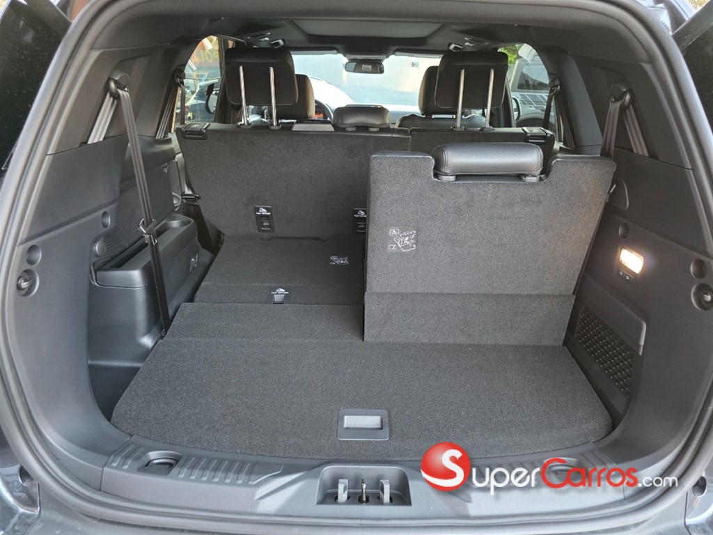 2026 Ford Everest Limited — foto 11 / 11