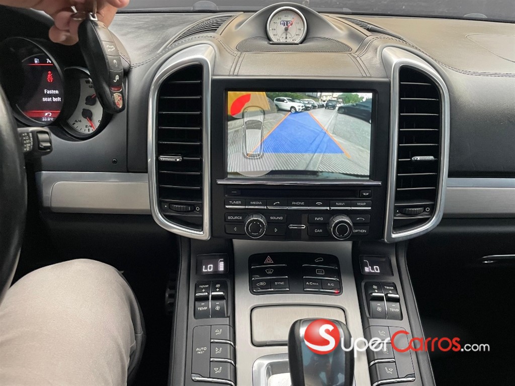 2015 Porsche Cayenne Turbo — foto 10 / 11