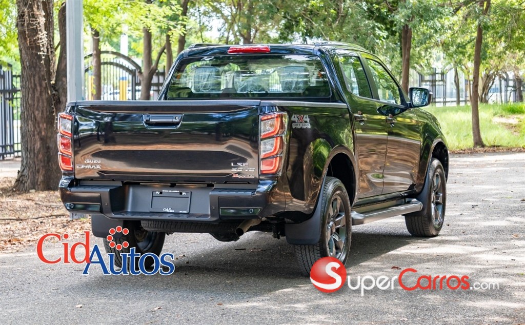 2026 Isuzu DMAX LSE — foto 3 / 12