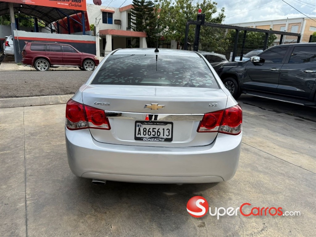 2013 Chevrolet Cruze LTZ — foto 3 / 8