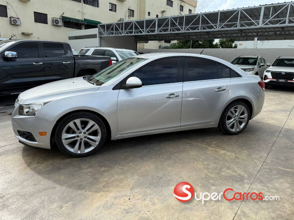 2013 Chevrolet Cruze LTZ — foto 4 / 8