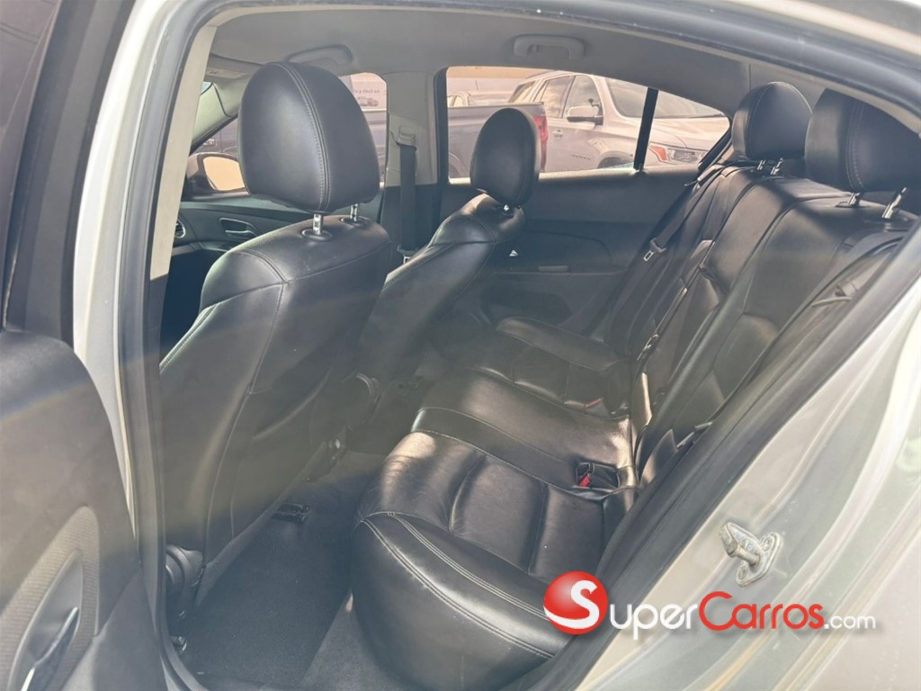 2013 Chevrolet Cruze LTZ — foto 6 / 8