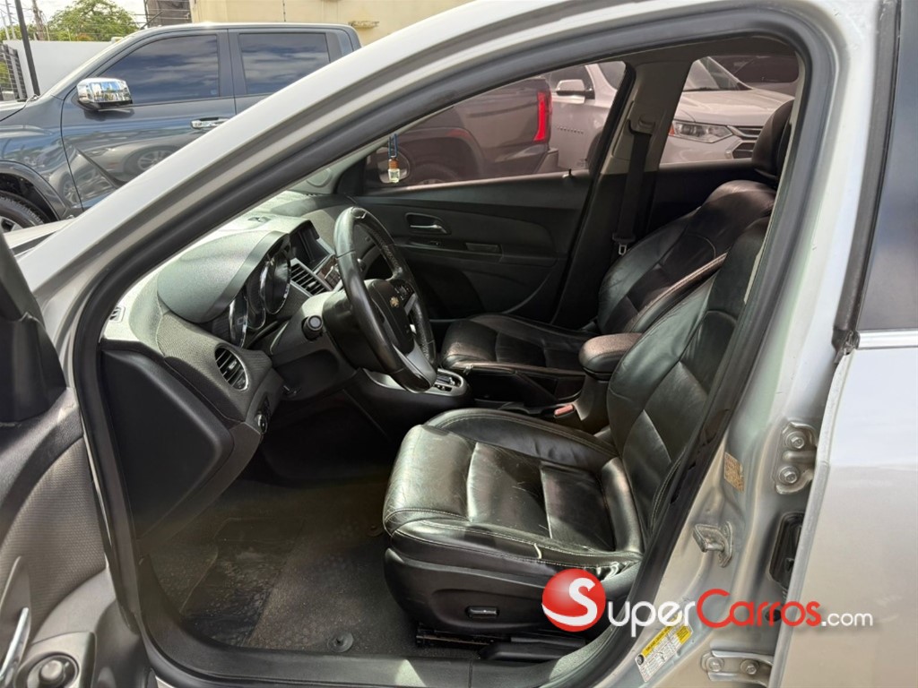 2013 Chevrolet Cruze LTZ — foto 8 / 8