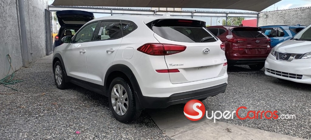 2020 Hyundai Tucson SE — foto 11 / 12