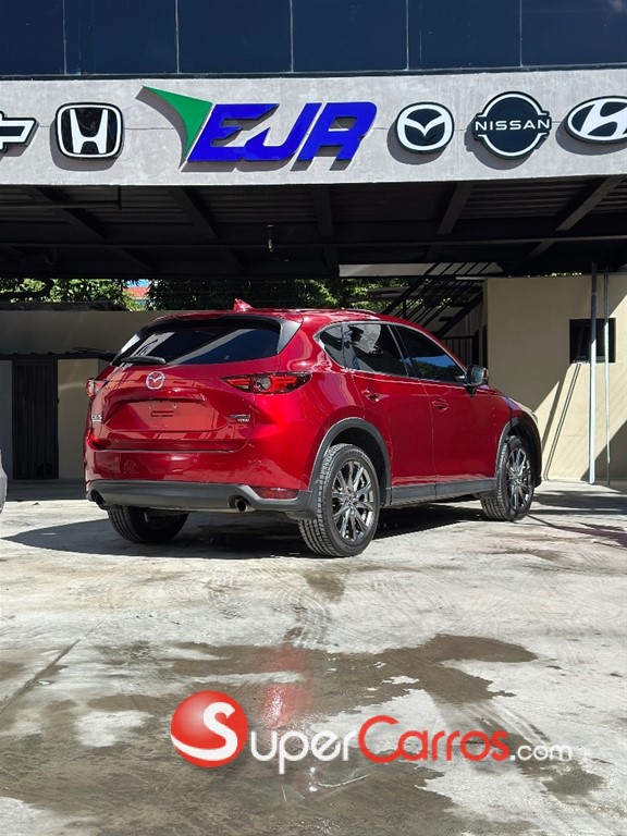 2021 Mazda CX-5 Signature — foto 4 / 7