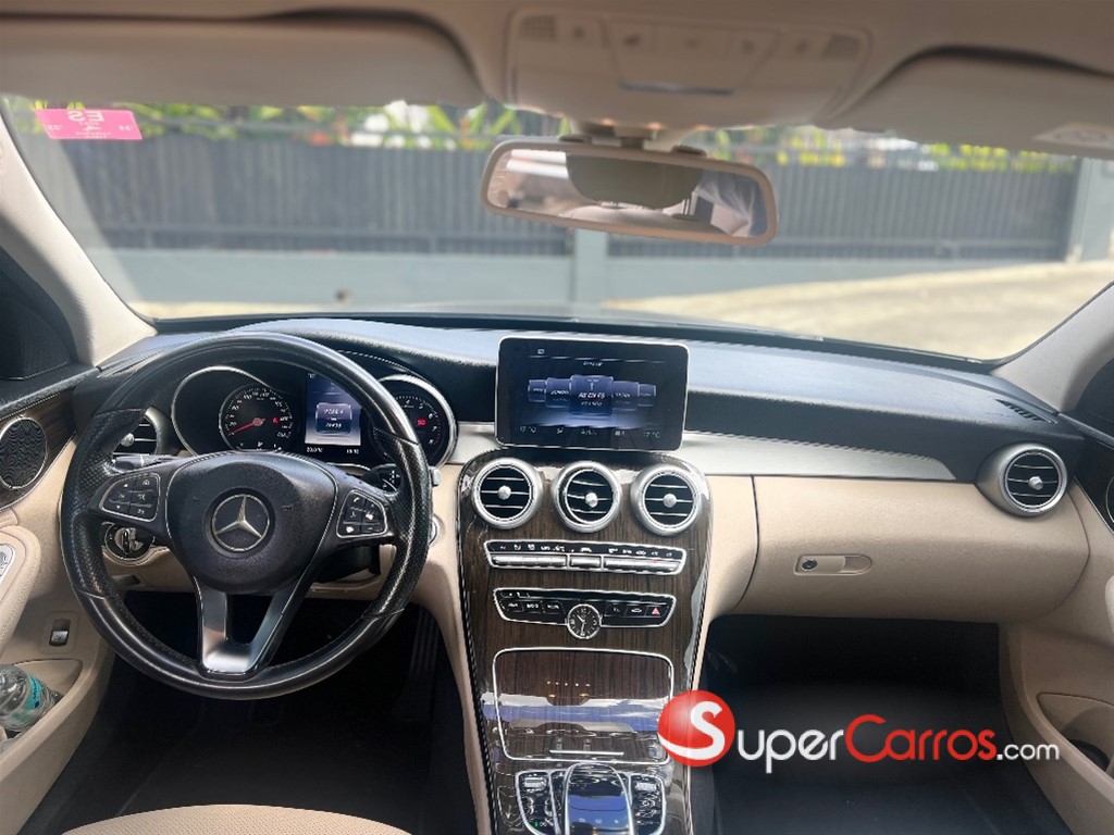 2016 Mercedes-Benz Clase C 250 — foto 8 / 10