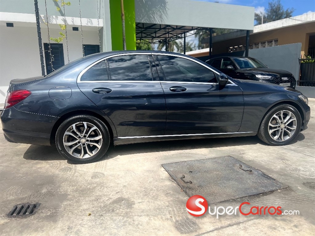 2016 Mercedes-Benz Clase C 250 — foto 10 / 10