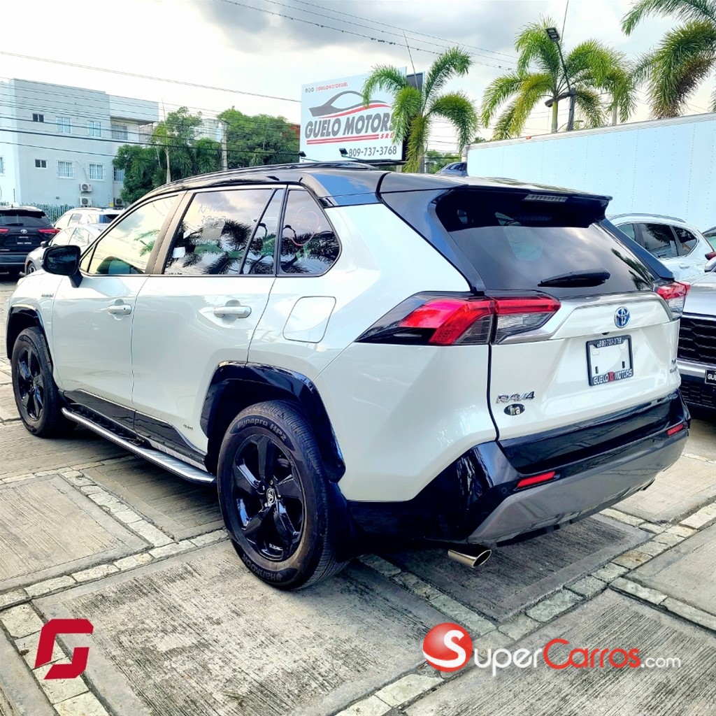 2020 Toyota RAV4 XSE Hybrid — foto 2 / 11