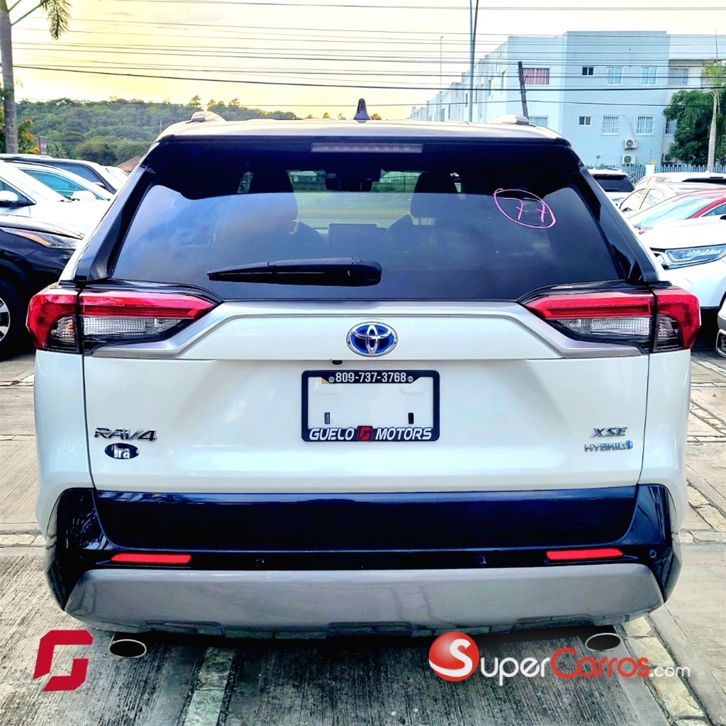 2020 Toyota RAV4 XSE Hybrid — foto 4 / 11