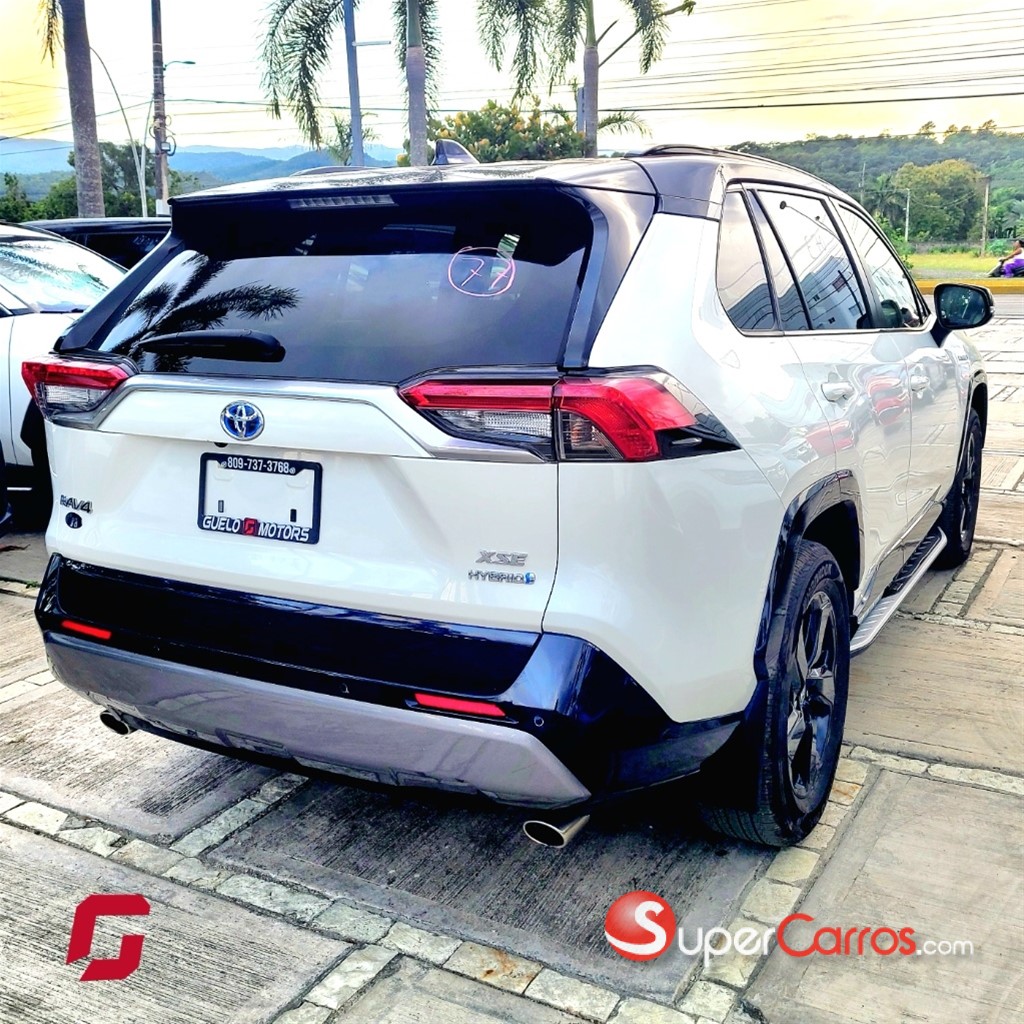 2020 Toyota RAV4 XSE Hybrid — foto 5 / 11
