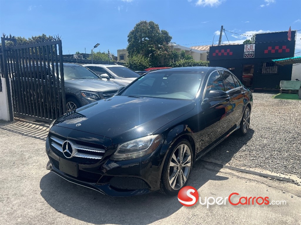 2018 Mercedes-Benz Clase C 300