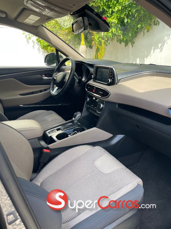 2020 Hyundai Santa Fe SEL — foto 10 / 12