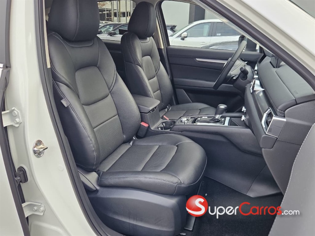 2027 Mazda CX-5 CE — foto 10 / 12