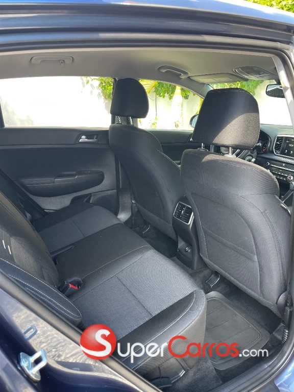 2020 Kia Sportage EX — foto 8 / 11