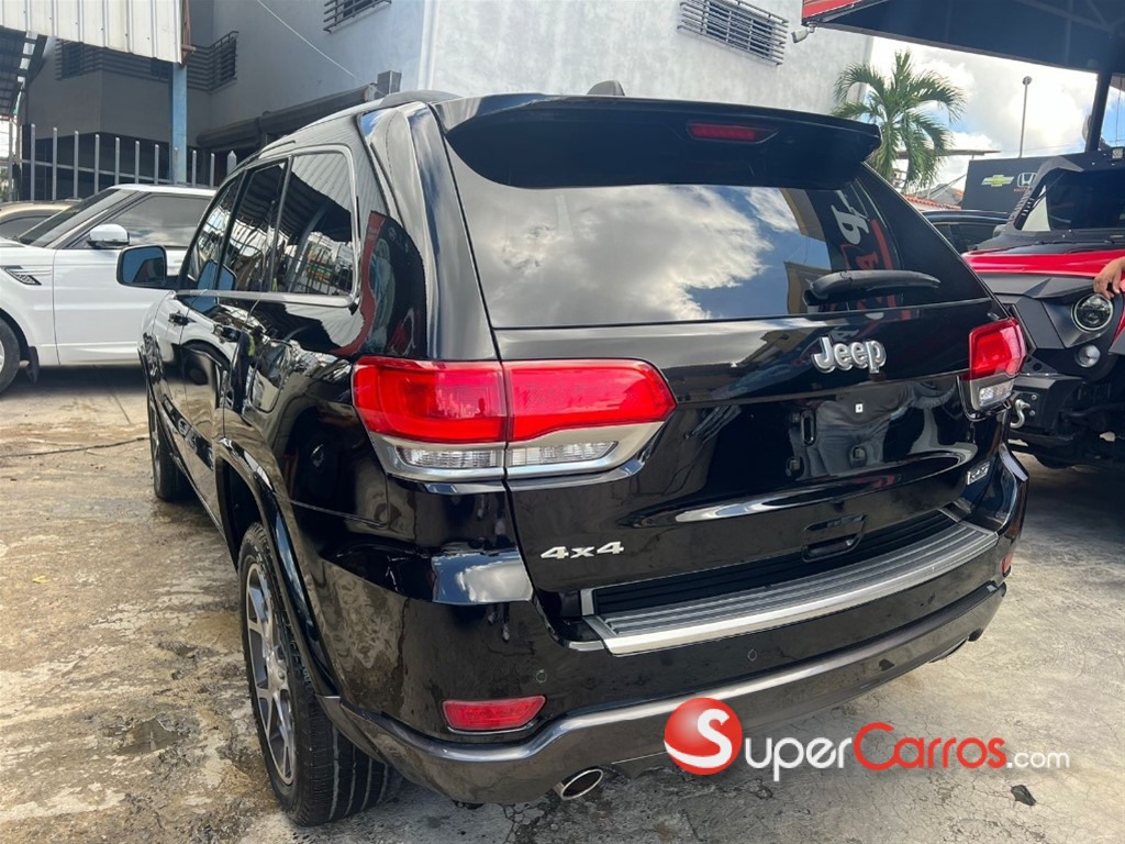 2018 Jeep Grand Cherokee Sterling Edition — foto 6 / 12