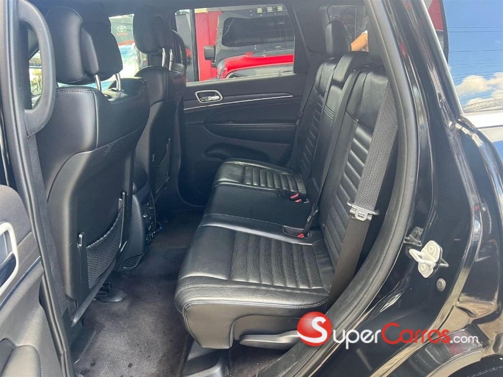 2018 Jeep Grand Cherokee Sterling Edition — foto 11 / 12