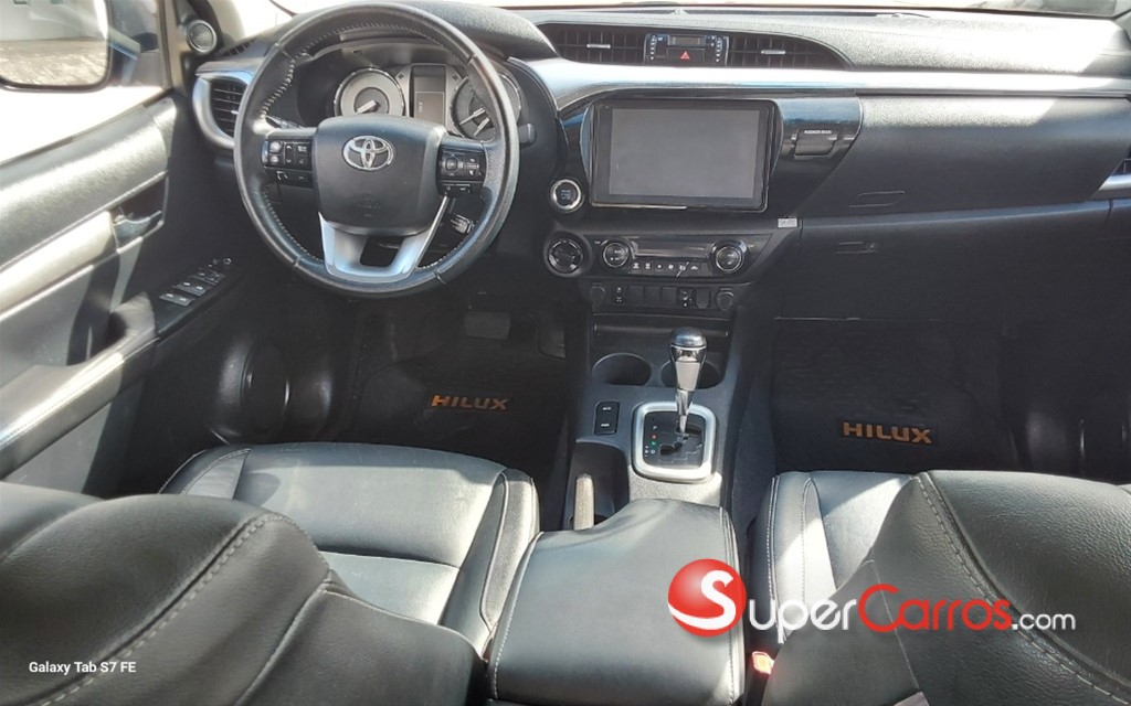 2022 Toyota Hilux SR5 — foto 6 / 8