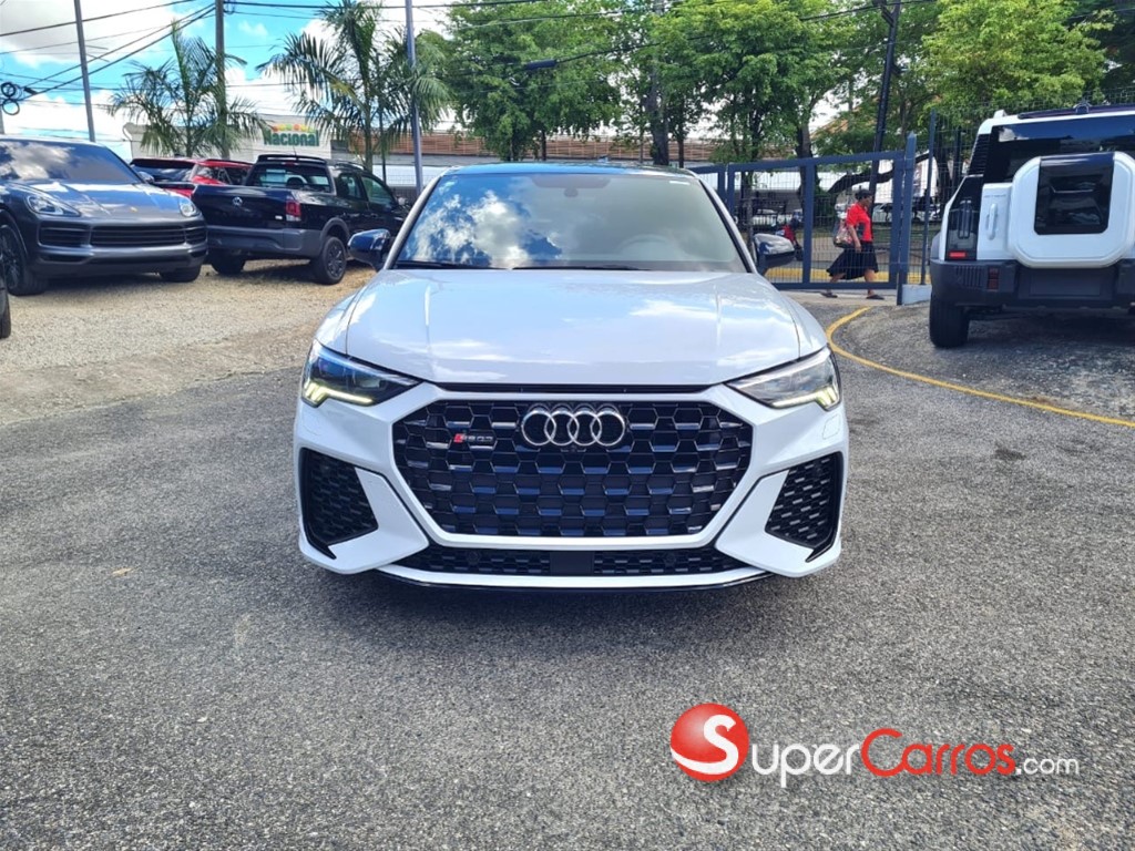 2022 Audi RS Q3 — foto 4 / 10