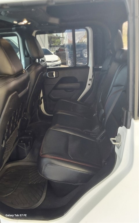 2020 Jeep Gladiator Rubicon — foto 4 / 6