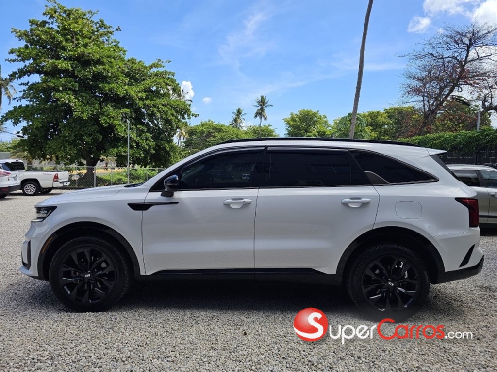 2021 Kia Sorento SXT — foto 5 / 8