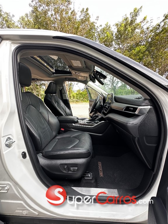 2021 Toyota Highlander Limited — foto 6 / 12