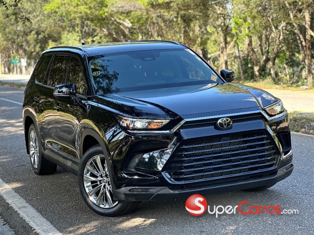 2024 Toyota Grand Highlander XLE — foto 2 / 12