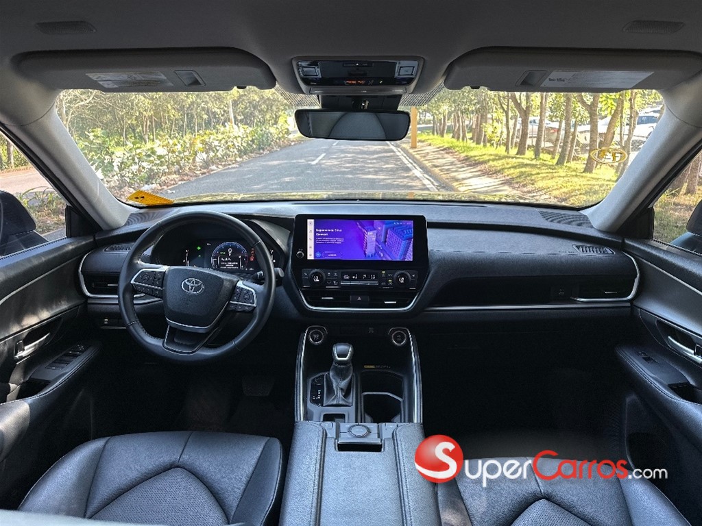 2024 Toyota Grand Highlander XLE — foto 10 / 12