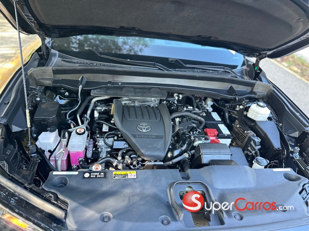 2024 Toyota Grand Highlander XLE — foto 12 / 12