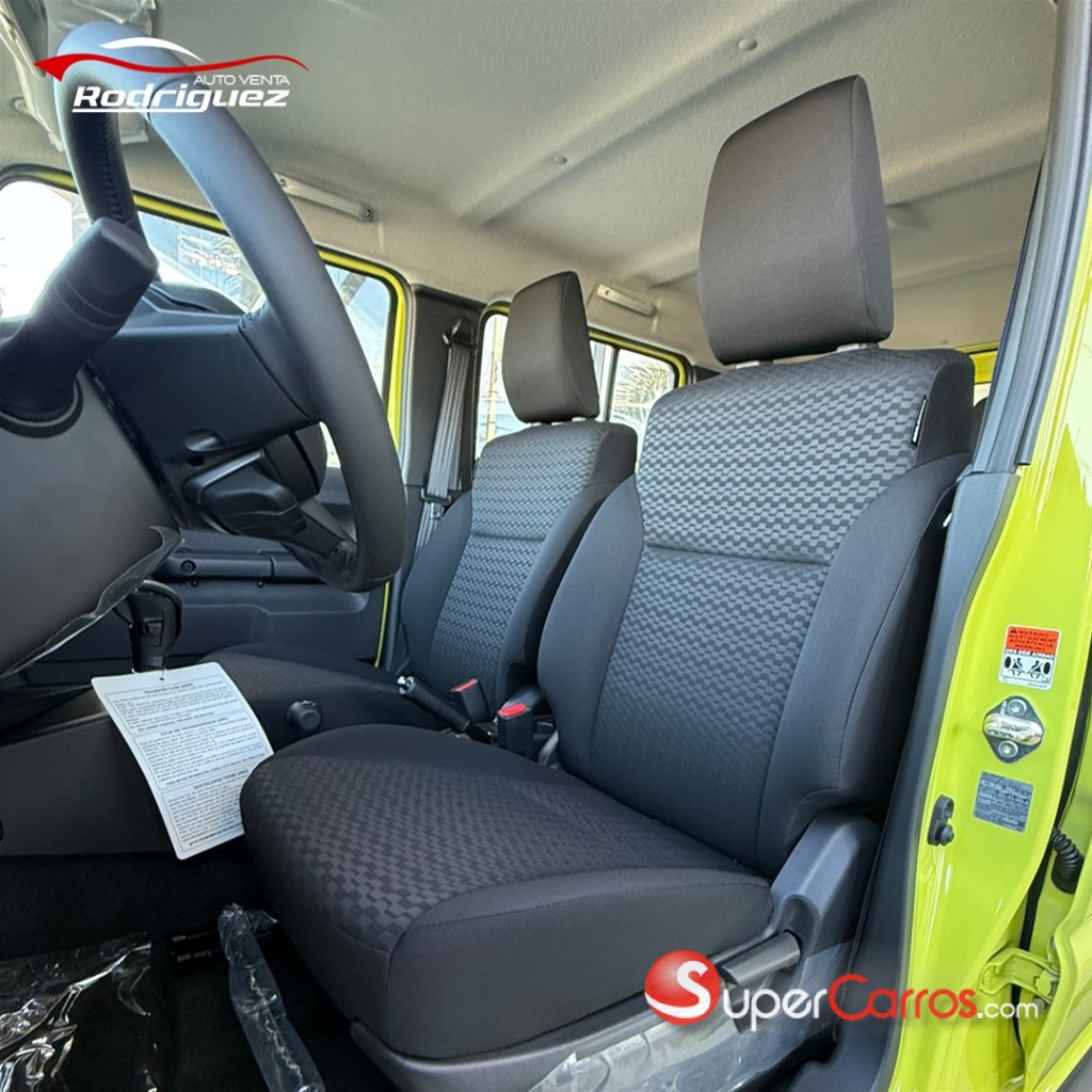 2027 Suzuki Jimny GLX — foto 3 / 6