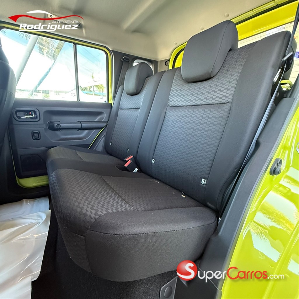2027 Suzuki Jimny GLX — foto 4 / 6