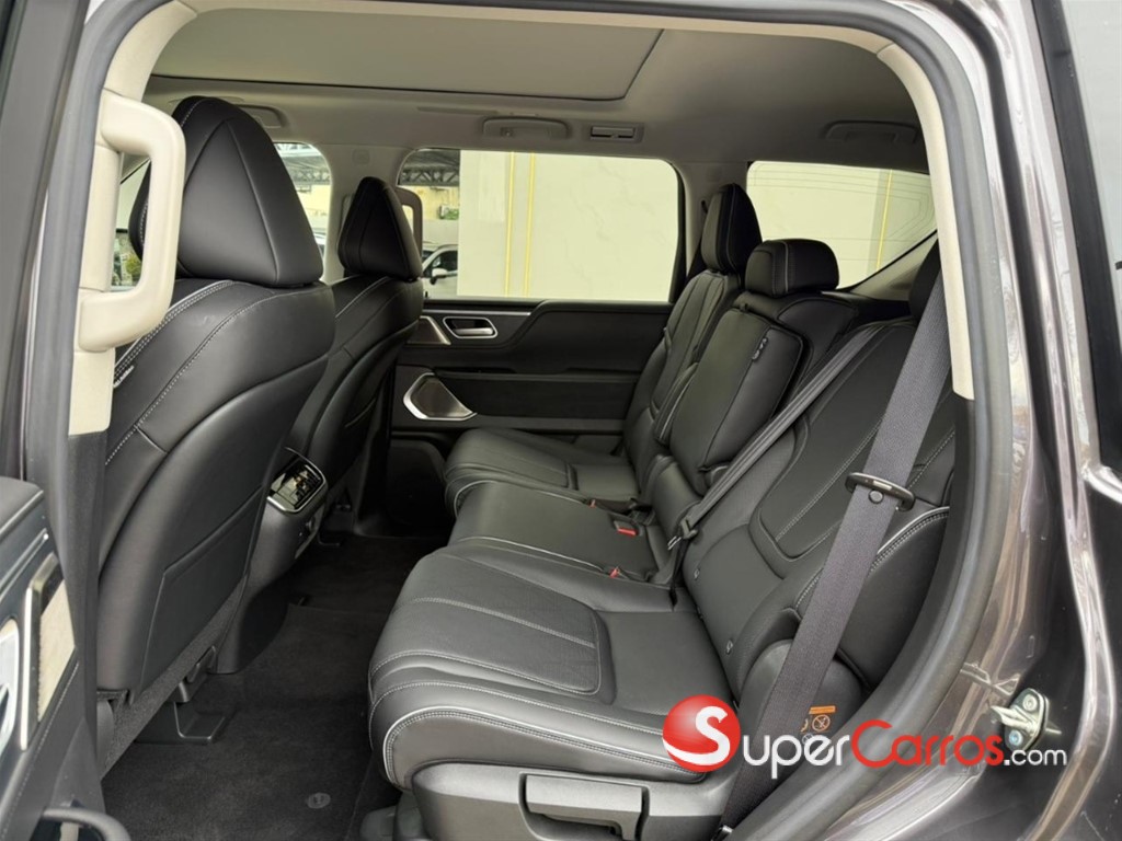 2026 Infiniti QX-80 — foto 6 / 12
