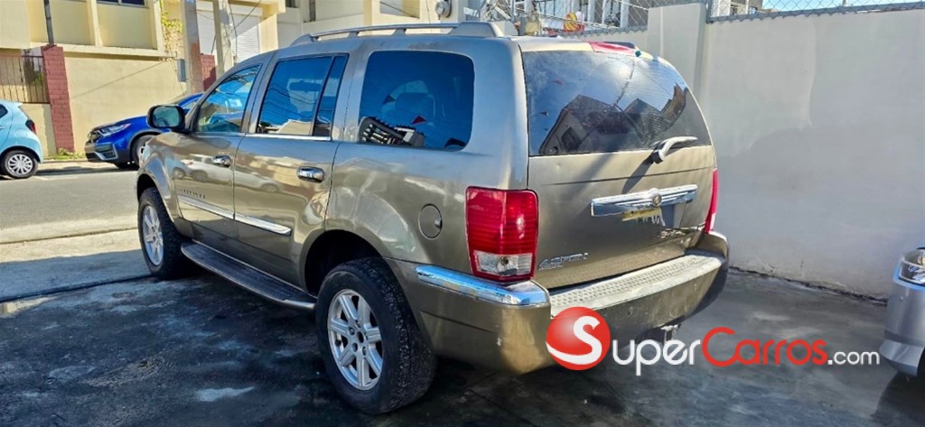 2007 Chrysler Aspen — foto 6 / 9