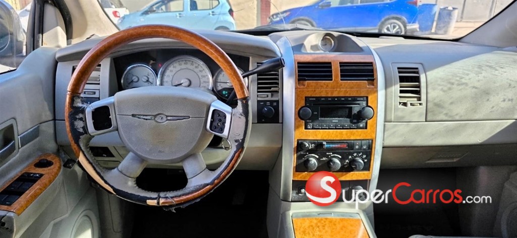 2007 Chrysler Aspen — foto 8 / 9