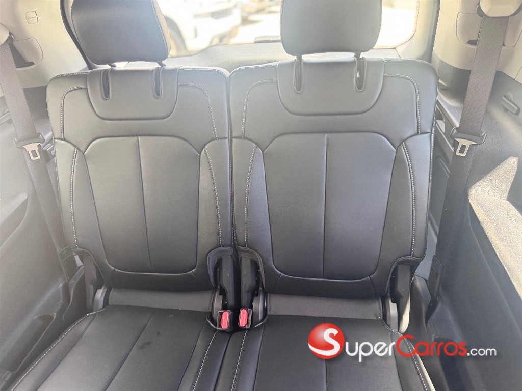 2021 Jeep Grand Cherokee L Limited — foto 6 / 12