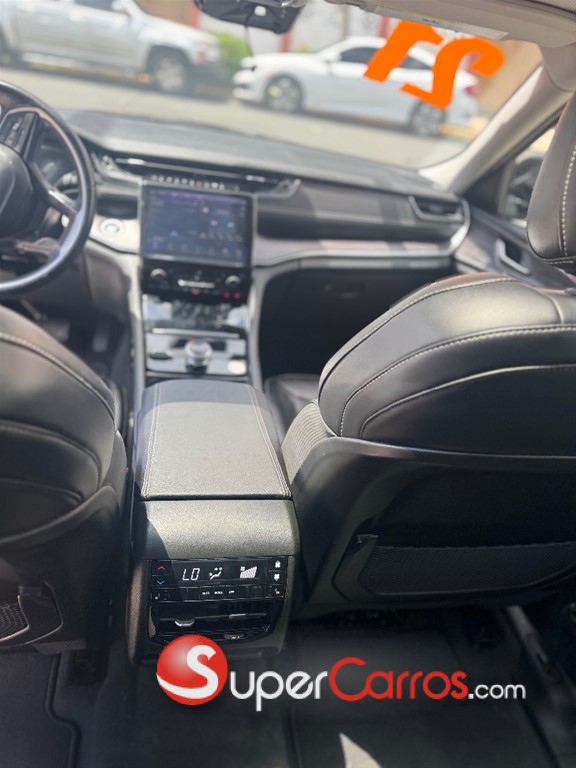 2021 Jeep Grand Cherokee L Limited — foto 7 / 12