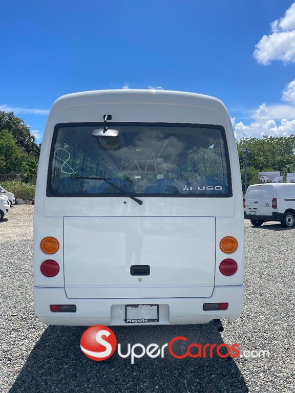 2026 Mitsubishi Motors Rosa — foto 5 / 10
