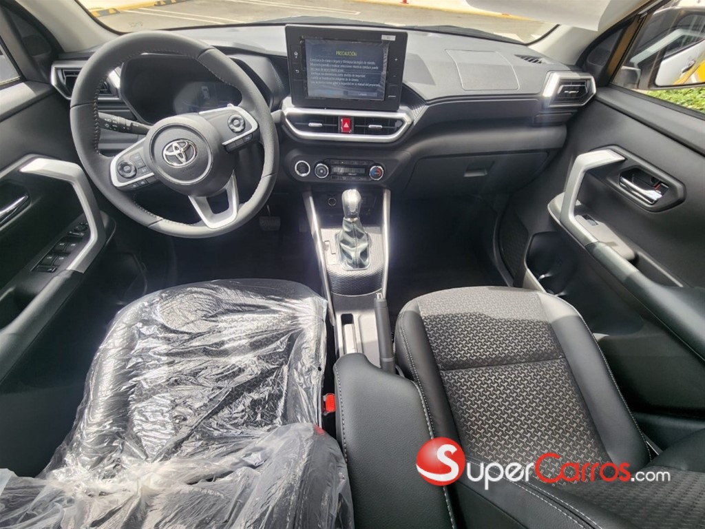2025 Toyota Raize Turbo — foto 4 / 9