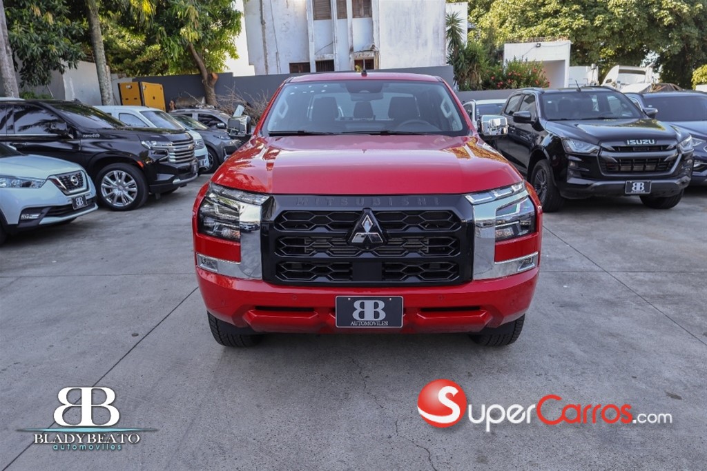 2025 Mitsubishi Motors L 200 — foto 2 / 11