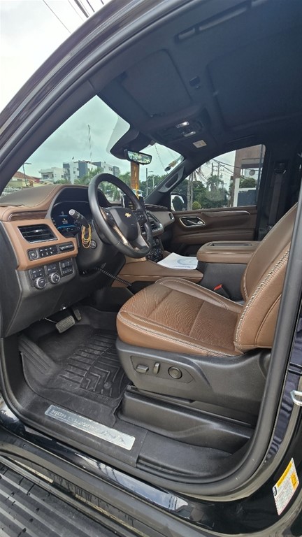 2024 Chevrolet Tahoe Highcountry Duramax — foto 7 / 9