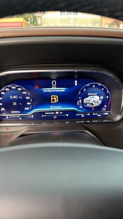 2024 Chevrolet Tahoe Highcountry Duramax — foto 9 / 9
