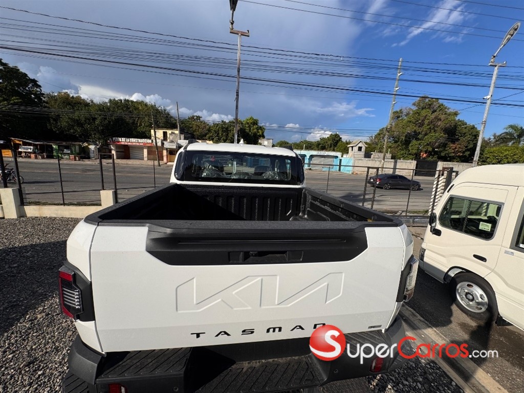 2026 Kia Tasman Xline — foto 11 / 12