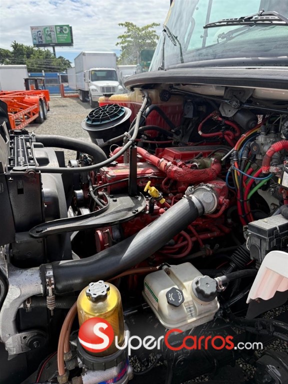 2016 Freightliner M2 — foto 6 / 8