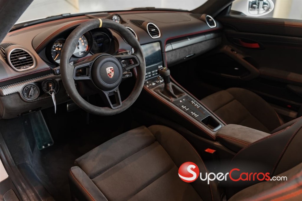 2025 Porsche 718 Spyder RS — foto 5 / 12