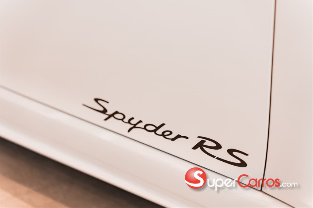 2025 Porsche 718 Spyder RS — foto 6 / 12