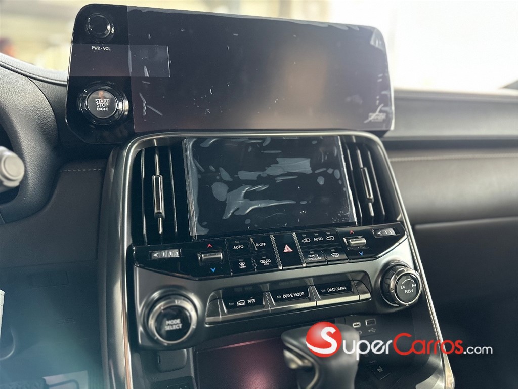 2023 Lexus LX 600 Luxury — foto 12 / 12